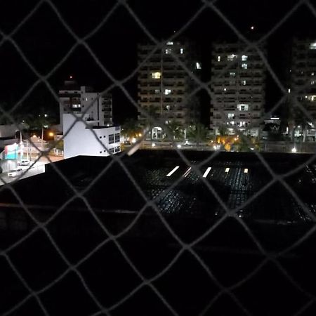 Ferienwohnung Apartamento Pe Na Areia Mongaguá Exterior foto